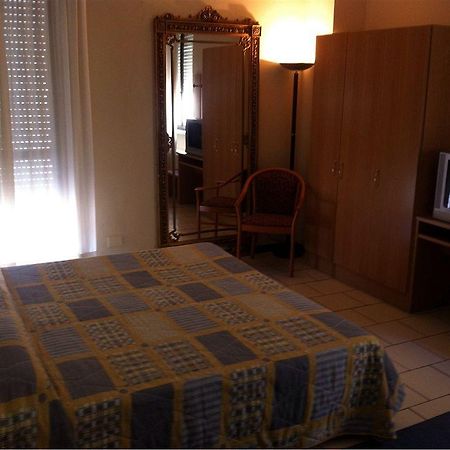 Hotel Cristallo Barga Fornaci di Barga Экстерьер фото