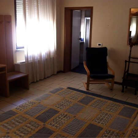Hotel Cristallo Barga Fornaci di Barga Экстерьер фото