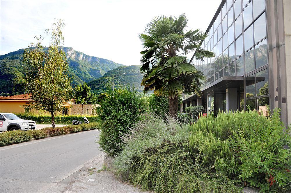 Hotel Cristallo Barga Fornaci di Barga Экстерьер фото