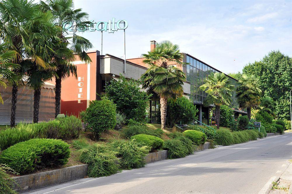 Hotel Cristallo Barga Fornaci di Barga Экстерьер фото