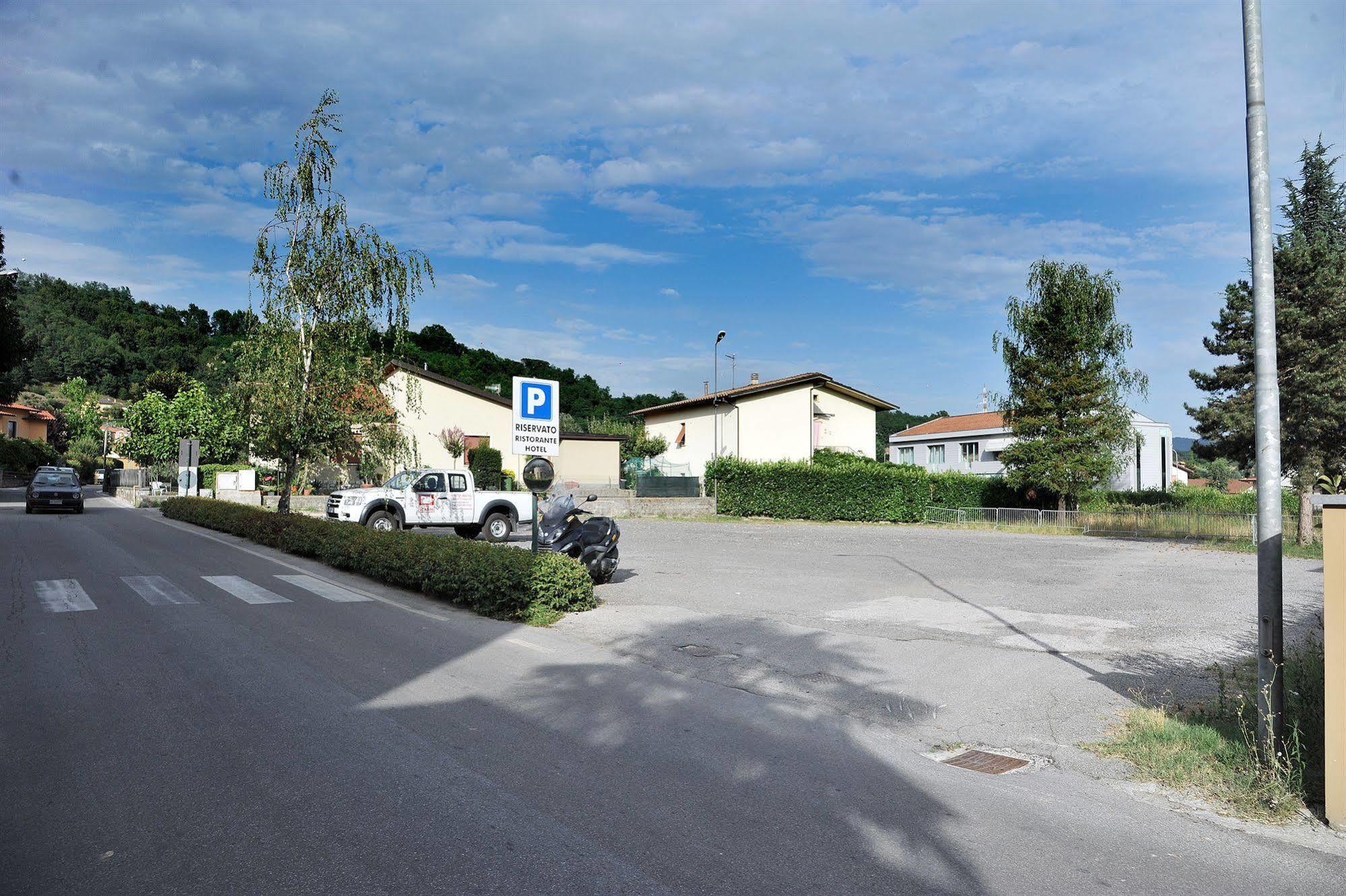 Hotel Cristallo Barga Fornaci di Barga Экстерьер фото